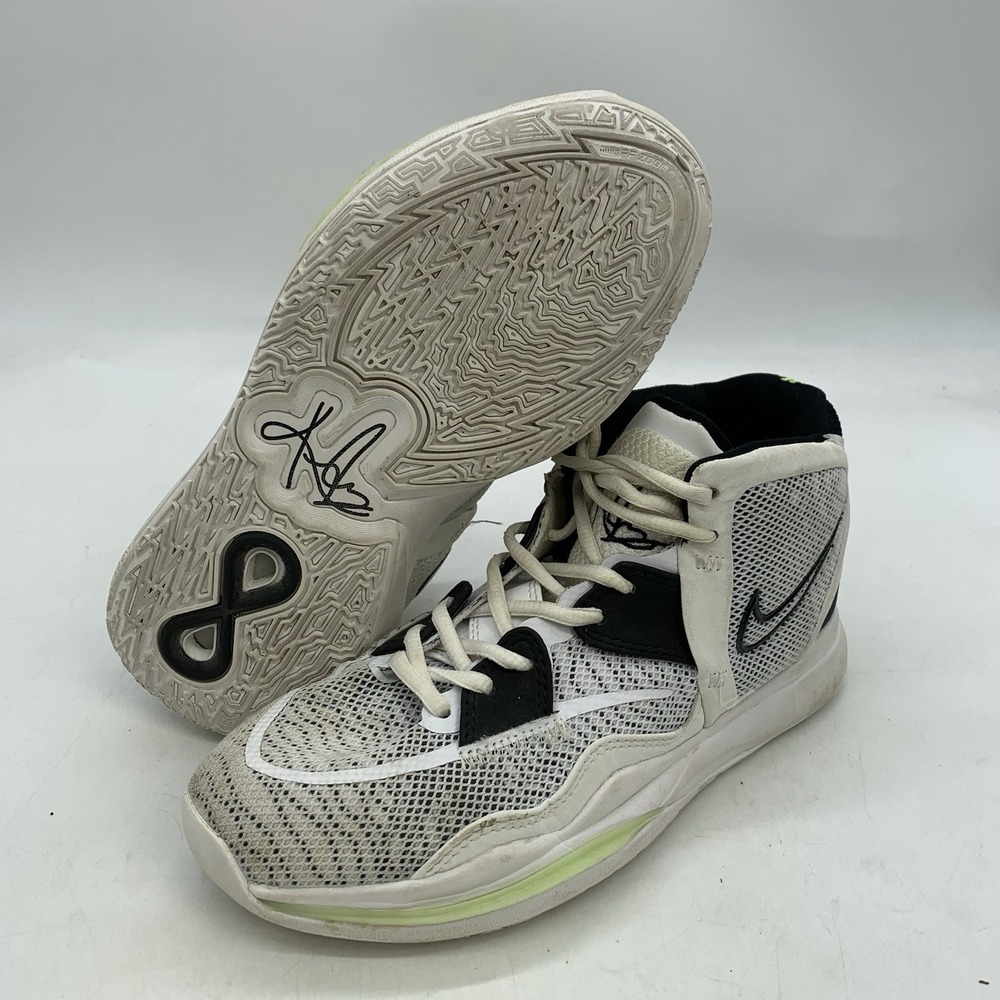 Nike Kyrie Shoes Womens 7 B Brooklyn Beats Basketball Black White Sneaker Mid